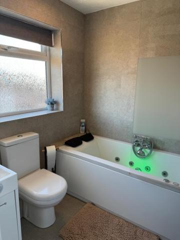 Netflix Home Jacuzzi Gym Fast Wifi Ps5 Free Parking 2 Spaces Херефорд Экстерьер фото